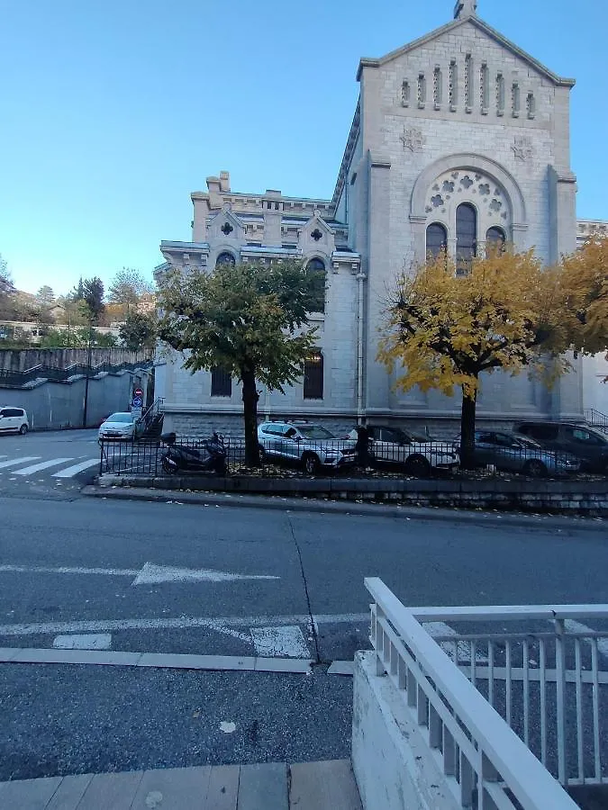 Magnifique 3 Etoiles En Hyper Centre Avec Place Privee Aix-les-Bains